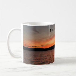 Caneca de café dos acampamentos da região selvagem