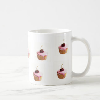 Caneca de café dos cupcakes da cereja