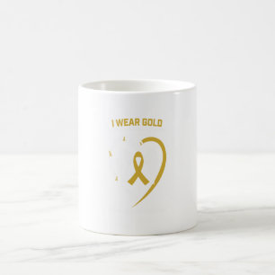 Caneca De Café Dourado Em Memória Da Infância Da Neve