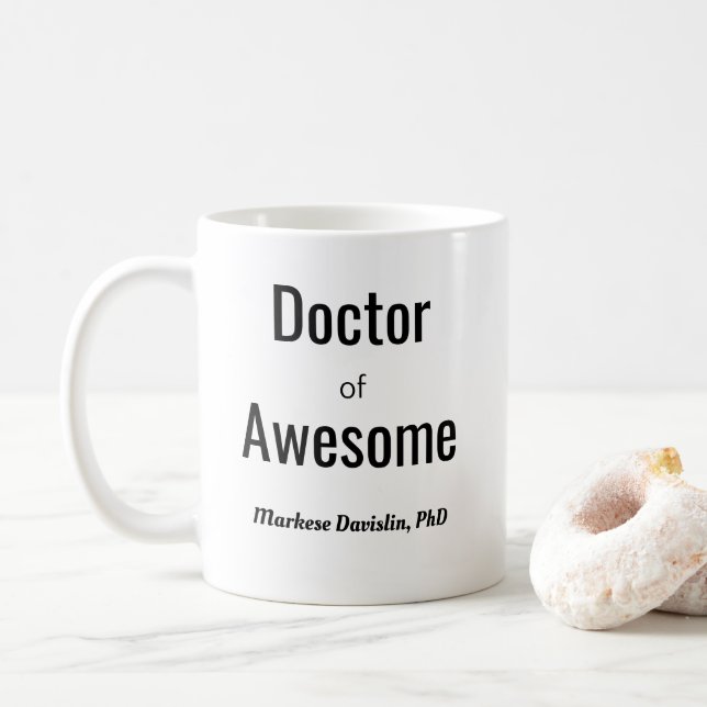 Caneca De Café Doutor em Nome Fantástico PhD (Com Donut)