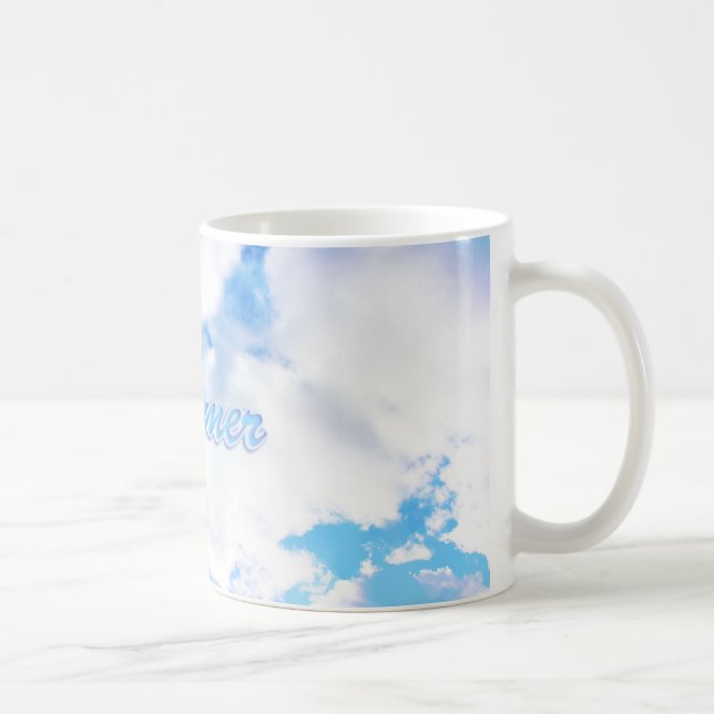 Caneca De Café Dreamer Puffy White Clouds e Blue Sky (Direita)