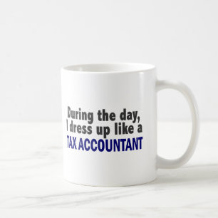 Caneca De Café Durante o dia eu visto-me acima como um contador