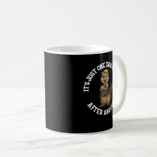 Caneca De Café É só um projeto de barragem atrás de outro homem d