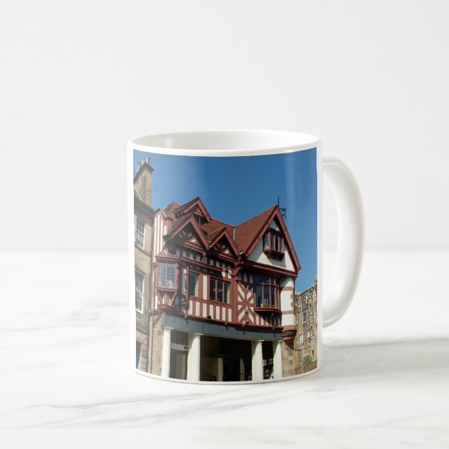 Caneca De Café Edifício de carvalho Tudor, Edimburgo, Escócia (Frente Esquerda)