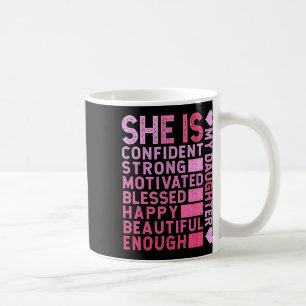 Caneca De Café Ela Está Confiante, Forte Motivada, Feliz Minha Fi