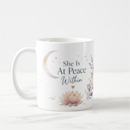 Caneca De Café Ela Está Em Paz Por Dentro