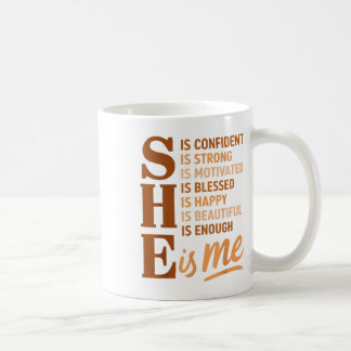 Caneca De Café Ela Sou Eu Confiante, Forte E Educada História Neg