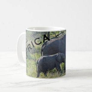 Caneca De Café Elefante e bebê da mãe dos elefantes de África