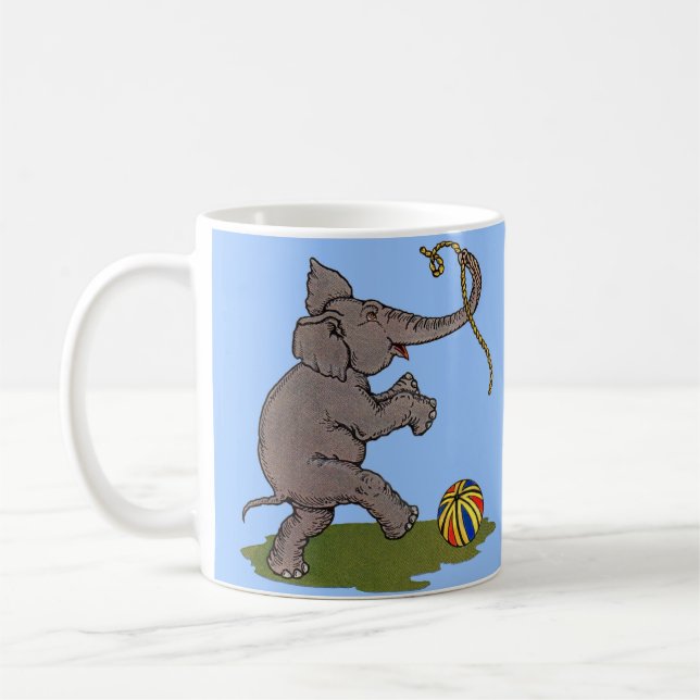 Caneca De Café elefante feliz brincando com corda e bola (Esquerda)