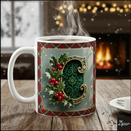 Caneca De Café Elegant Gold Holly Christmas Initial Letter C