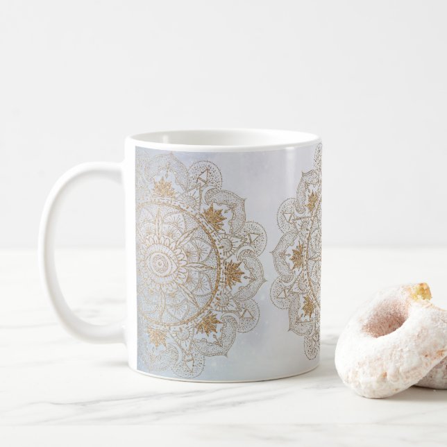 Caneca De Café Elegante Dourado Olho Sol Lua Mandala Design (Com Donut)