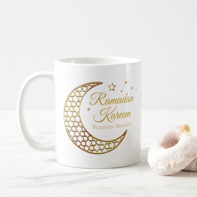 Caneca De Café Elegante Lua Crescente em Filigrana Dourada Ramada (Com Donut)