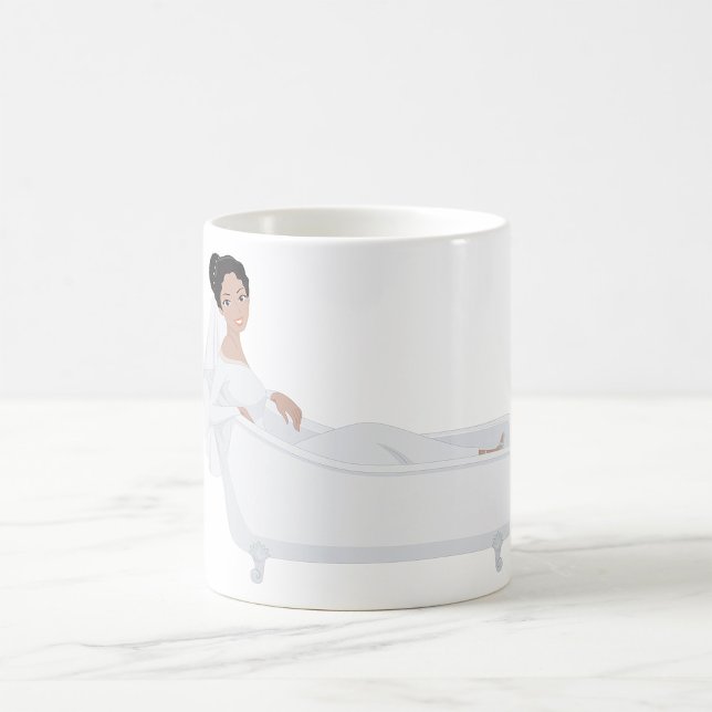 Caneca De Café Elegante Noiva Relaxando em Bathtub Wedding Design (Criador carregado)