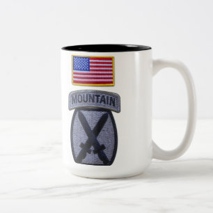 Caneca De Café Em Dois Tons 10.º milhão de veteranos da divisão de montanha fo