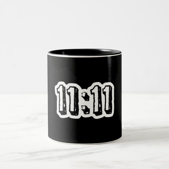 CANECA DE CAFÉ EM DOIS TONS 11:11 (Centro)