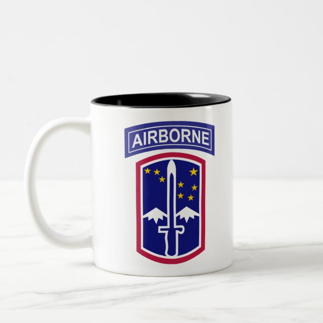 Caneca De Café Em Dois Tons 172.º Exército de Camisas Aéreas (Esquerda)