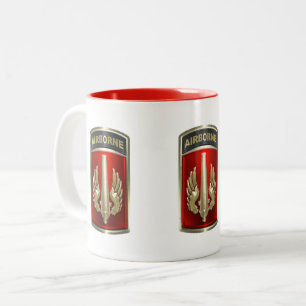 Caneca De Café Em Dois Tons 18ª Brigada de Artilharia de Campanha Aerotranspor