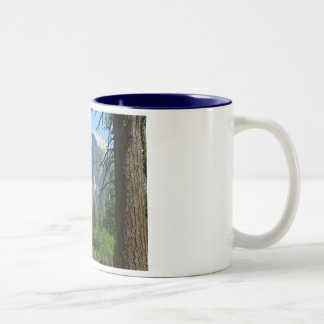 Caneca De Café Em Dois Tons 2005 podem yosemite 198, Yosemite ValleyPhoto por…