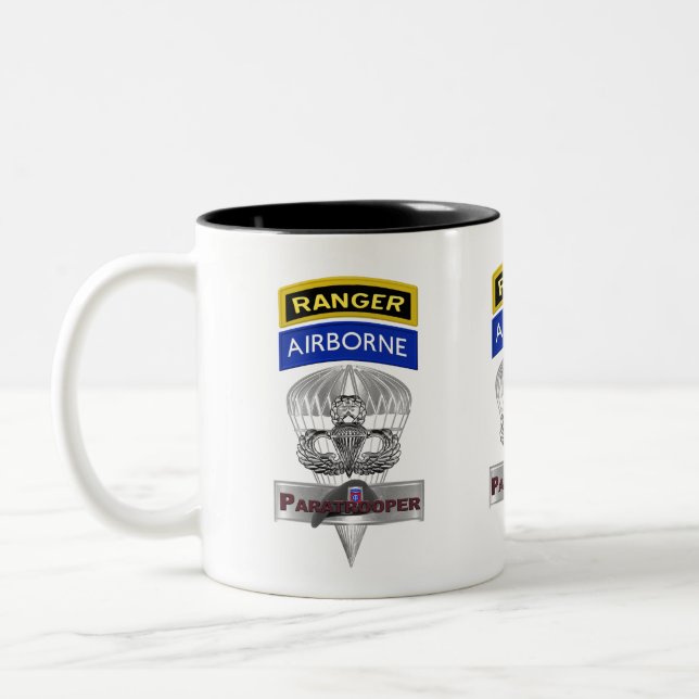Caneca De Café Em Dois Tons 82.a divisão de bordo (Esquerda)