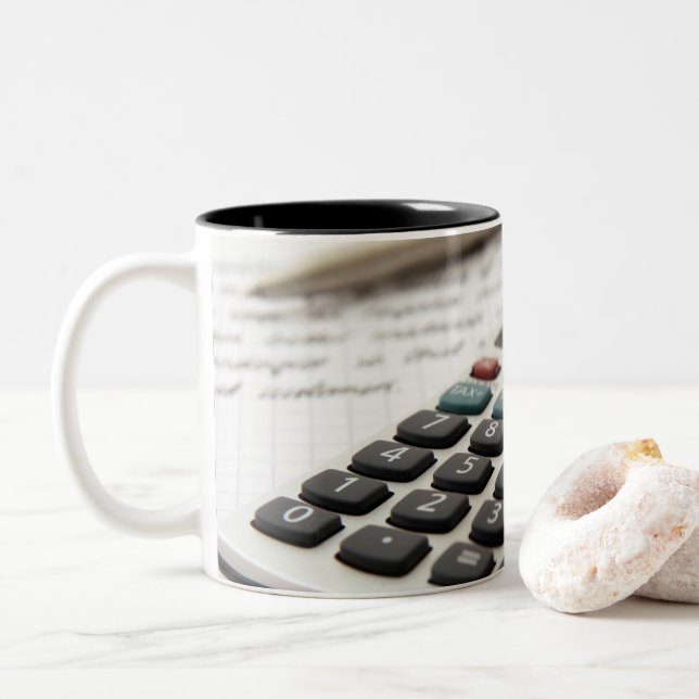 Caneca De Café Em Dois Tons "A Calculadora" (Com Donut)