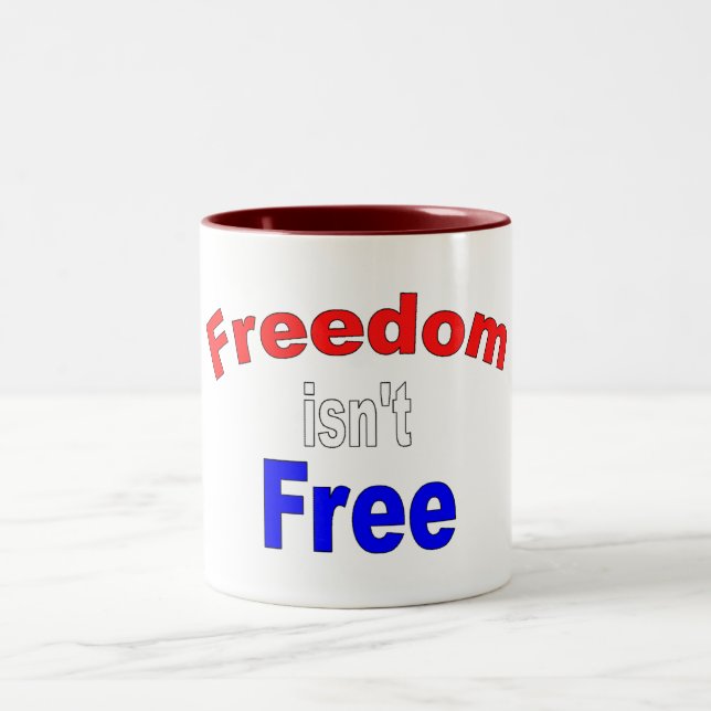 Caneca De Café Em Dois Tons A liberdade não está livre (Centro)