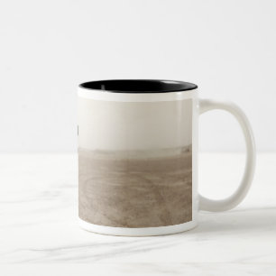 Caneca De Café Em Dois Tons A Marine dispara a M-32
