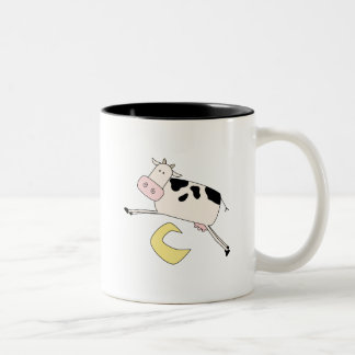Caneca De Café Em Dois Tons A vaca salta sobre o camiseta e os presentes da
