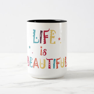 Caneca De Café Em Dois Tons a vida colorida do texto é bela e as estrelas