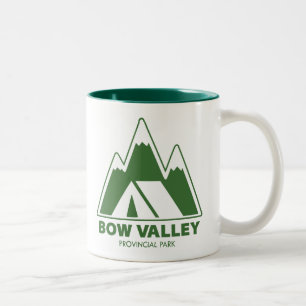 Caneca De Café Em Dois Tons Acampamento nas Montanhas do Parque Provincial Bow
