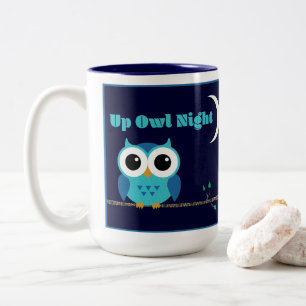 Caneca De Café Em Dois Tons Acima da noite da coruja