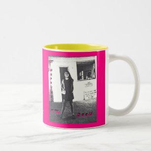 Caneca De Café Em Dois Tons ACONTECEU NO DOCK, O BOOK_MUG_hot_pink/yel