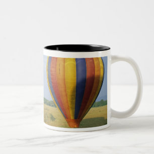 Caneca De Café Em Dois Tons África, Quênia, Reserva Nacional Masai Mara,