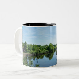 Caneca De Café Em Dois Tons Águas Tranquilas à Beira-Mar em Wakefield Waterfro