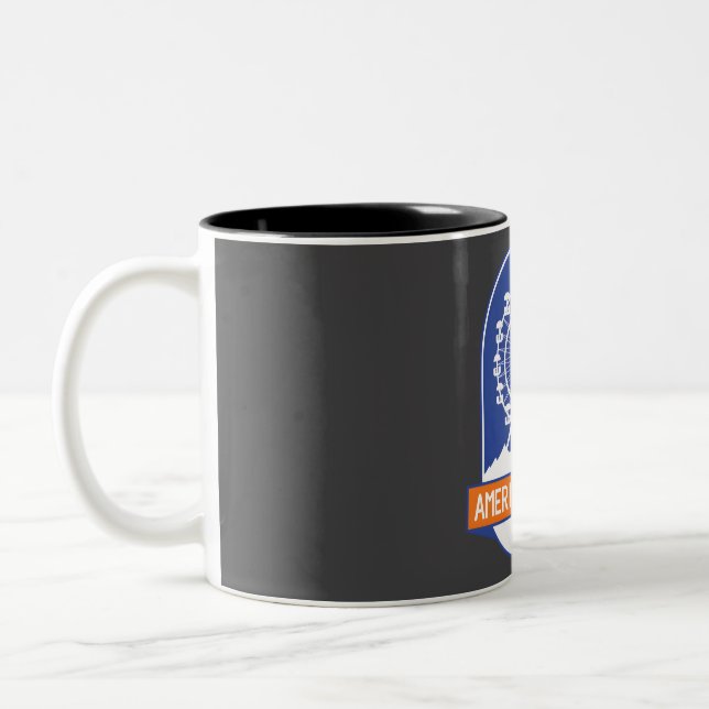 Caneca De Café Em Dois Tons Aldeia Americana � Okinawa (Esquerda)