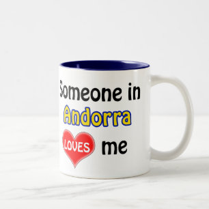 Caneca De Café Em Dois Tons Alguém em Andorra me ama