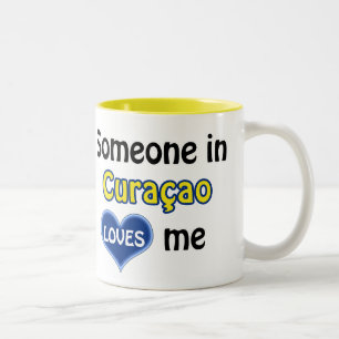 Caneca De Café Em Dois Tons Alguém em Curaçao me ama
