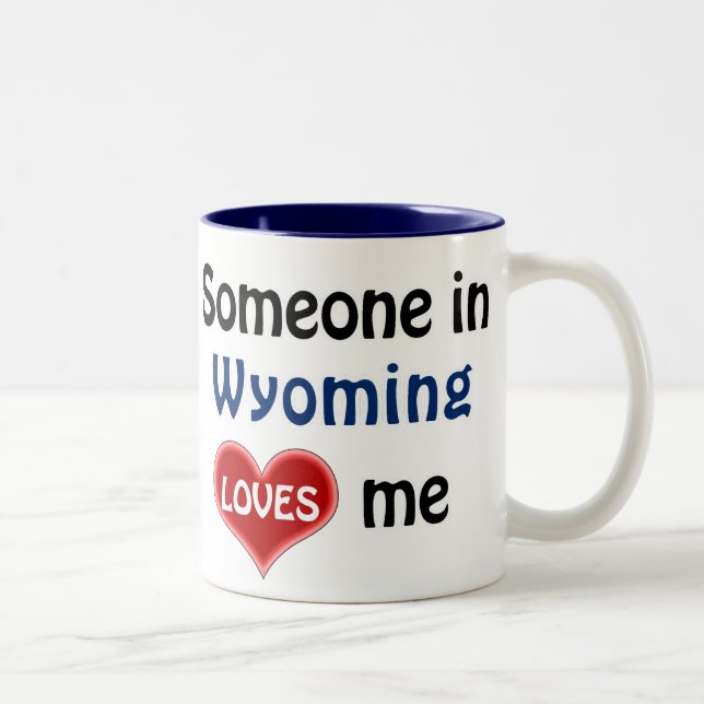 Caneca De Café Em Dois Tons Alguém em Wyoming me ama (Direita)