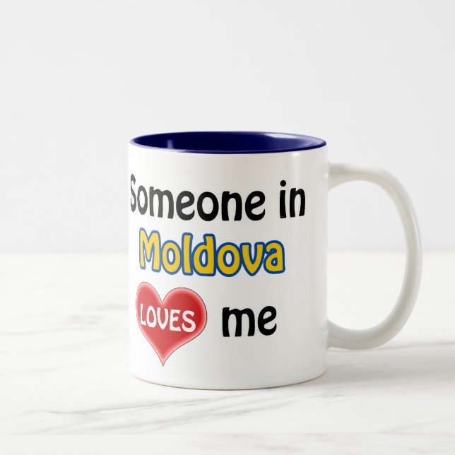 Caneca De Café Em Dois Tons Alguém na Moldávia me ama (Direita)
