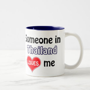 Caneca De Café Em Dois Tons Alguém na Tailândia me ama