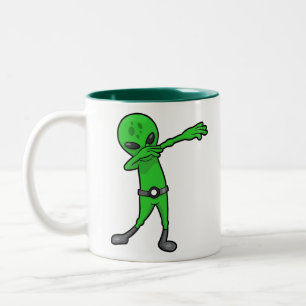 Caneca De Café Em Dois Tons alienígena de dabbing halloween