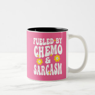 Caneca De Café Em Dois Tons Alimentado pela Chemo e pela Sarcasm Funny Chemote