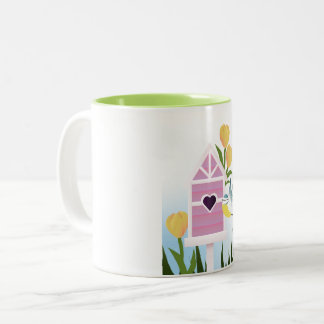 Caneca De Café Em Dois Tons Alô Primavera - Pastel Birdhouse e Yellow Tulips