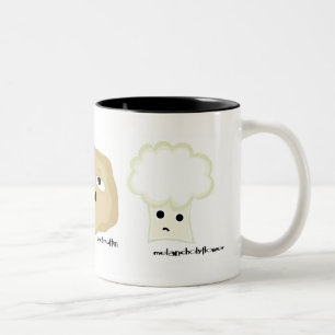 Caneca De Café Em Dois Tons amigos no prato lateral