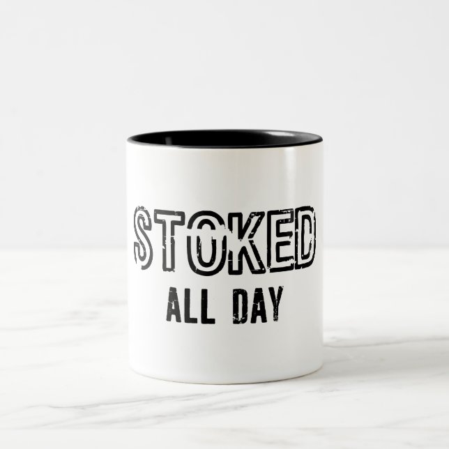 Caneca De Café Em Dois Tons Animado o Dia Inteiro (Centro)