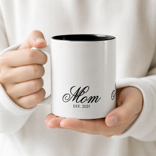 Caneca De Café Em Dois Tons Ano de Estabelecimento da Mãe Rótulo Preto Elegant
