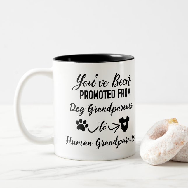Caneca De Café Em Dois Tons Anunciamento de Gravidez Engraçado para Avós Cães (Com Donut)