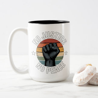 Caneca De Café Em Dois Tons Apenas uma garota que ama porcos barrigudos e livr