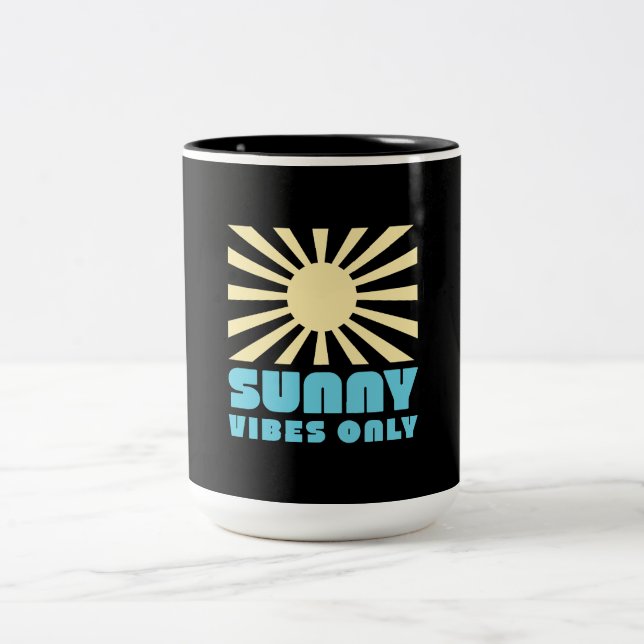 Caneca De Café Em Dois Tons Apenas Víblias Sunny - Gráfico de Sol Retroativo N (Centro)