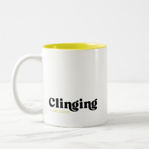 Caneca De Café Em Dois Tons Aproximando-Me Ao Meu Café