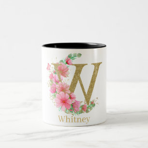 Caneca De Café Em Dois Tons Aquarela Dourada e Monograma Floral Letra W
